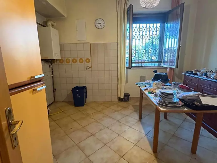 Immagine 2 di Appartamento in vendita  a Pisa