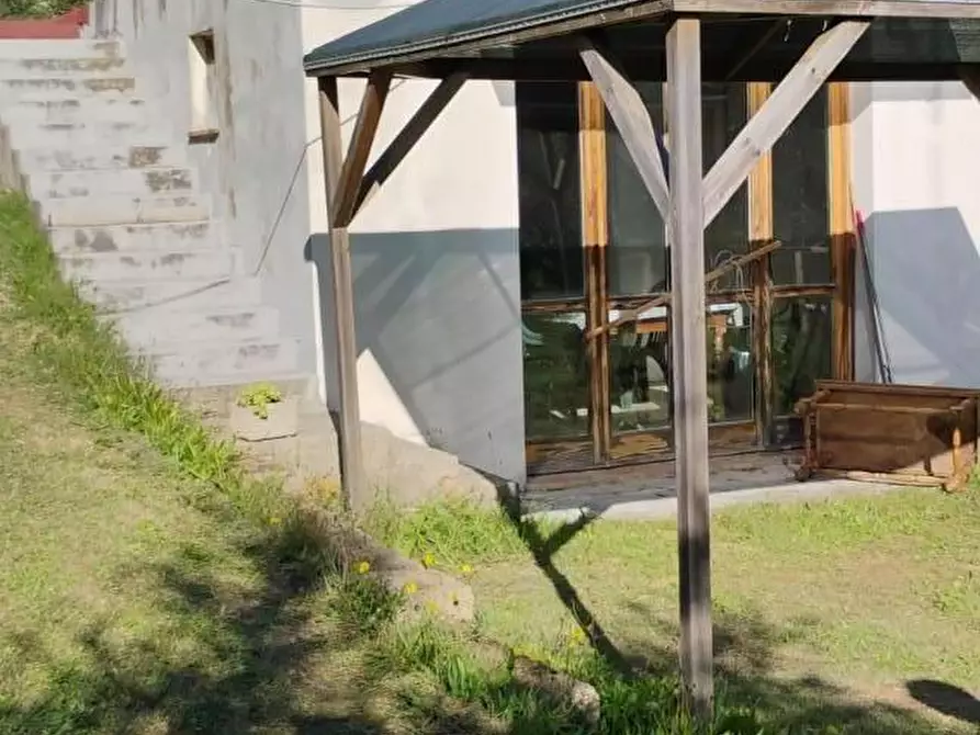 Immagine 11 di Terreno residenziale in vendita  a Crespina Lorenzana