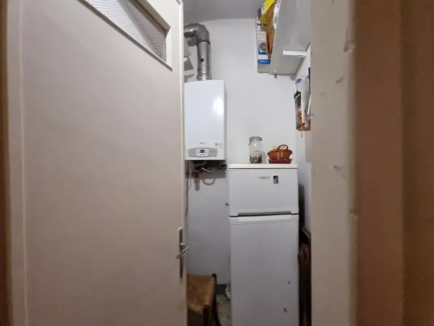 Immagine 9 di Appartamento in vendita  a Livorno