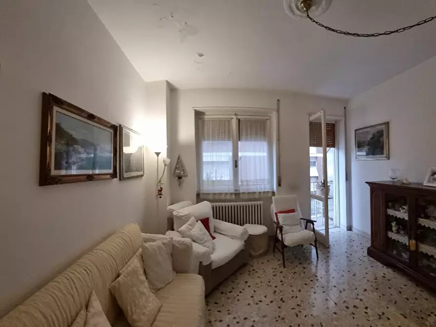 Immagine 3 di Appartamento in vendita  a Livorno