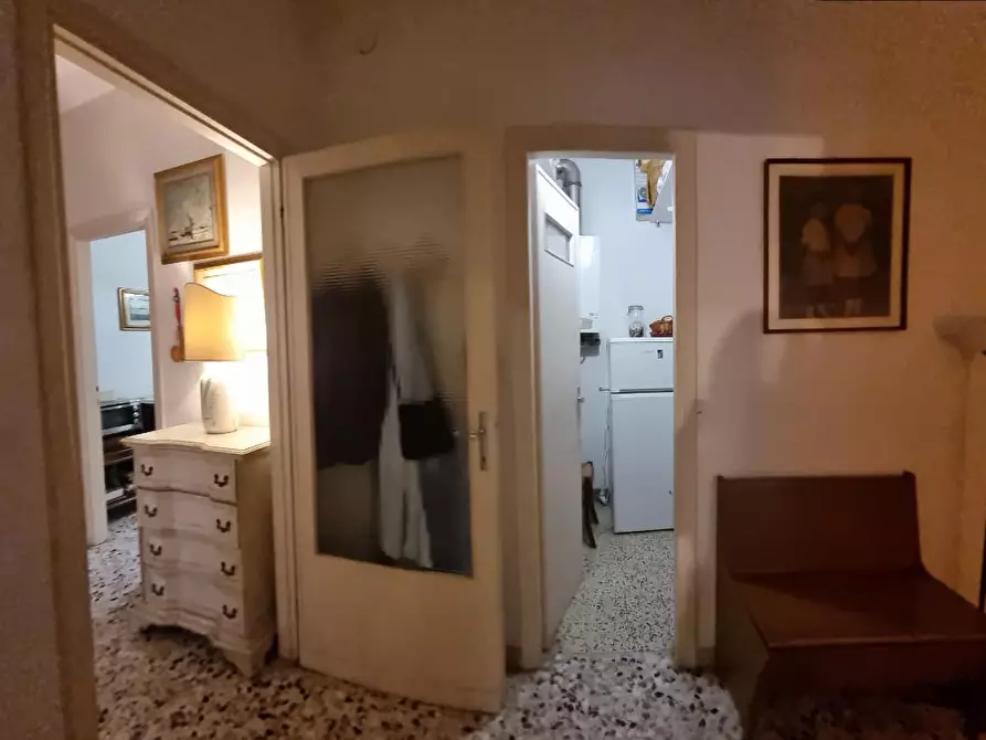 Immagine 14 di Appartamento in vendita  a Livorno