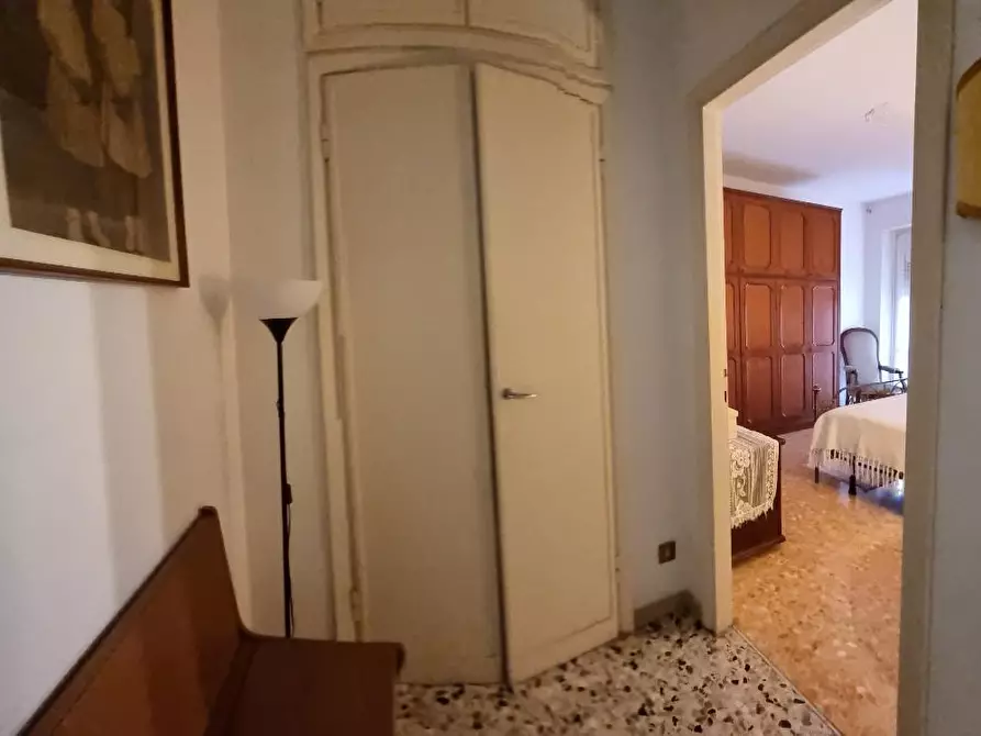 Immagine 16 di Appartamento in vendita  a Livorno