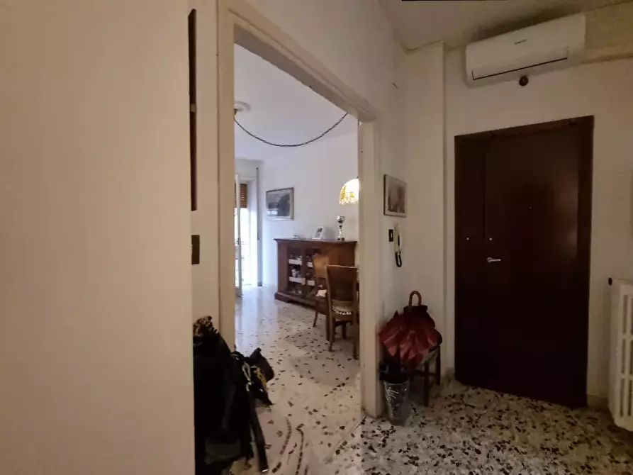 Immagine 24 di Appartamento in vendita  a Livorno