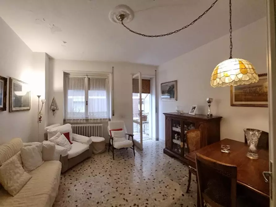 Immagine 2 di Appartamento in vendita  a Livorno