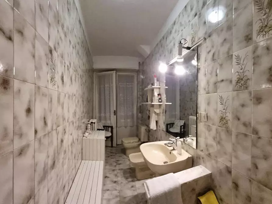 Immagine 12 di Appartamento in vendita  a Livorno