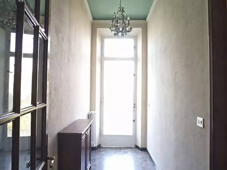 Immagine 9 di Villa in affitto  a Lucca
