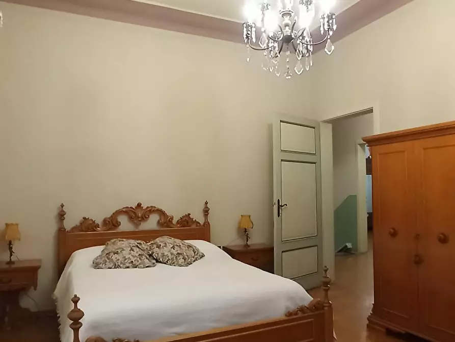Immagine 25 di Villa in affitto  a Lucca