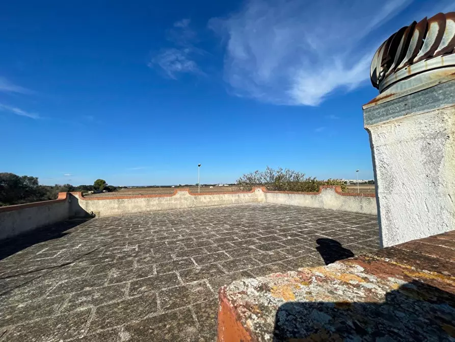 Immagine 10 di Villa in vendita  a Leporano