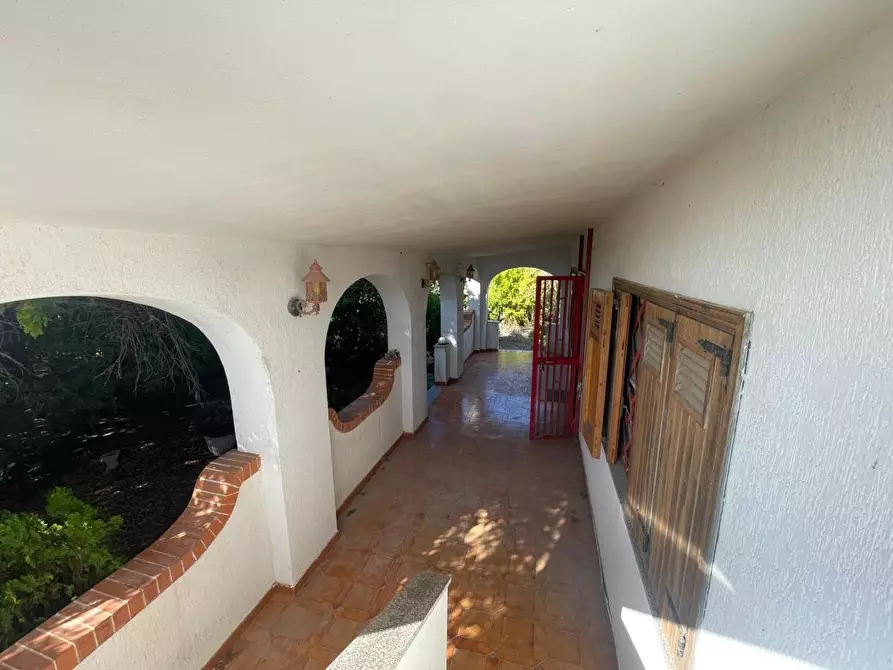 Immagine 12 di Villa in vendita  a Leporano
