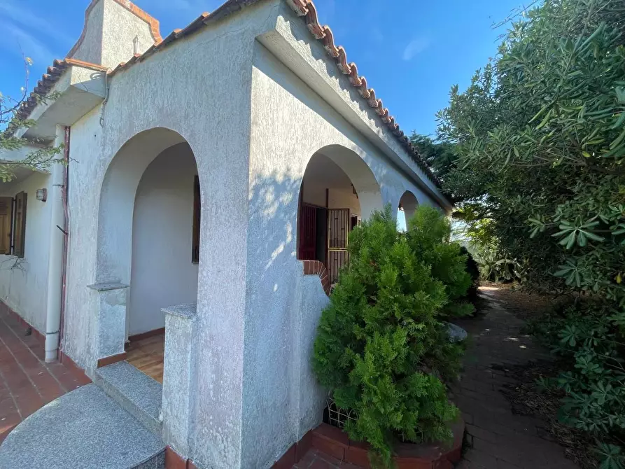 Immagine 8 di Villa in vendita  a Leporano