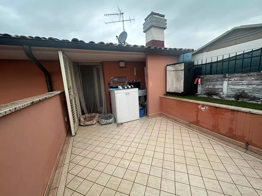 Immagine 18 di Villetta a schiera in vendita  a Altopascio