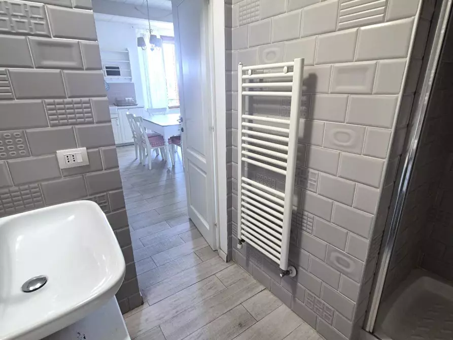 Immagine 16 di Appartamento in vendita  a Siena