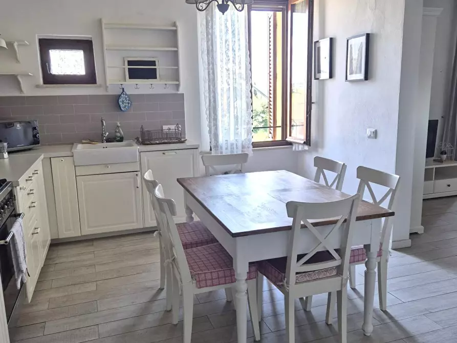 Immagine 5 di Appartamento in vendita  a Siena