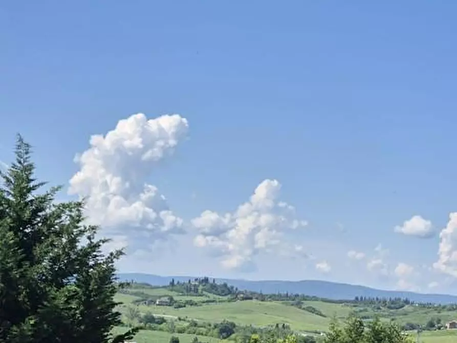 Immagine 34 di Appartamento in vendita  a Siena