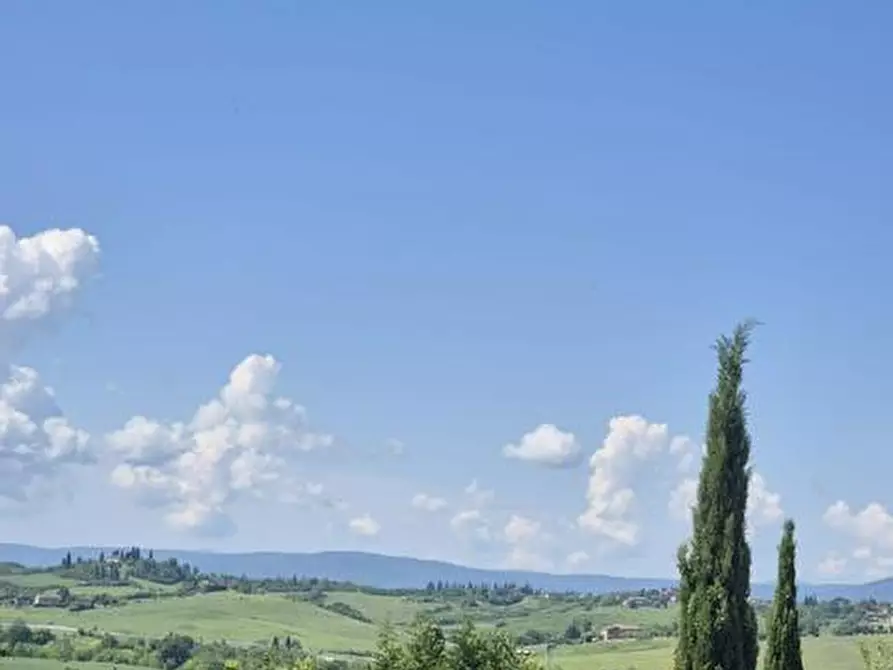 Immagine 36 di Appartamento in vendita  a Siena