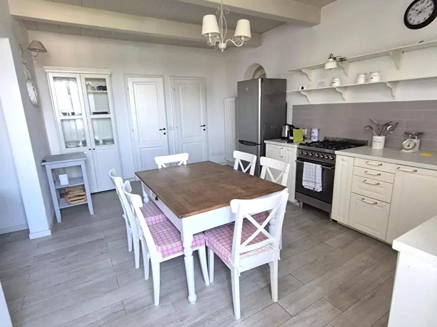 Immagine 7 di Appartamento in vendita  a Siena