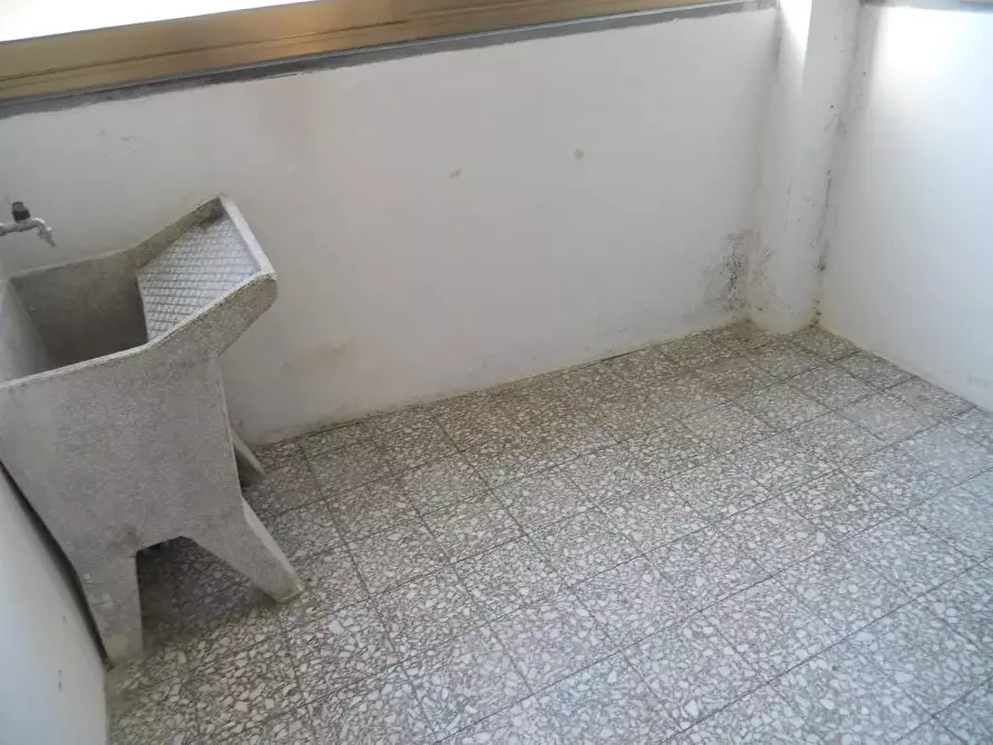 Immagine 6 di Appartamento in vendita  a Viareggio