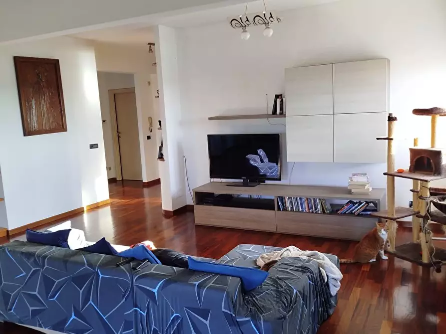 Immagine 8 di Appartamento in vendita  a Pontedera