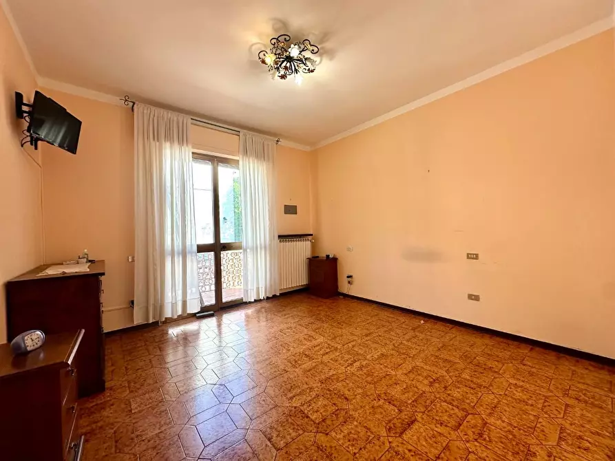 Immagine 17 di Villa in vendita  a Capannori