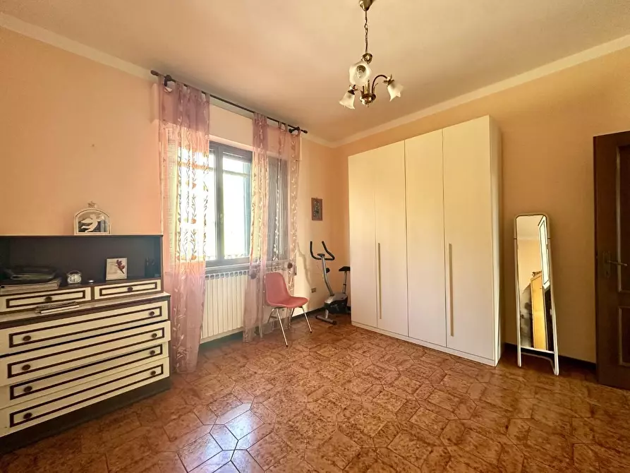 Immagine 21 di Villa in vendita  a Capannori