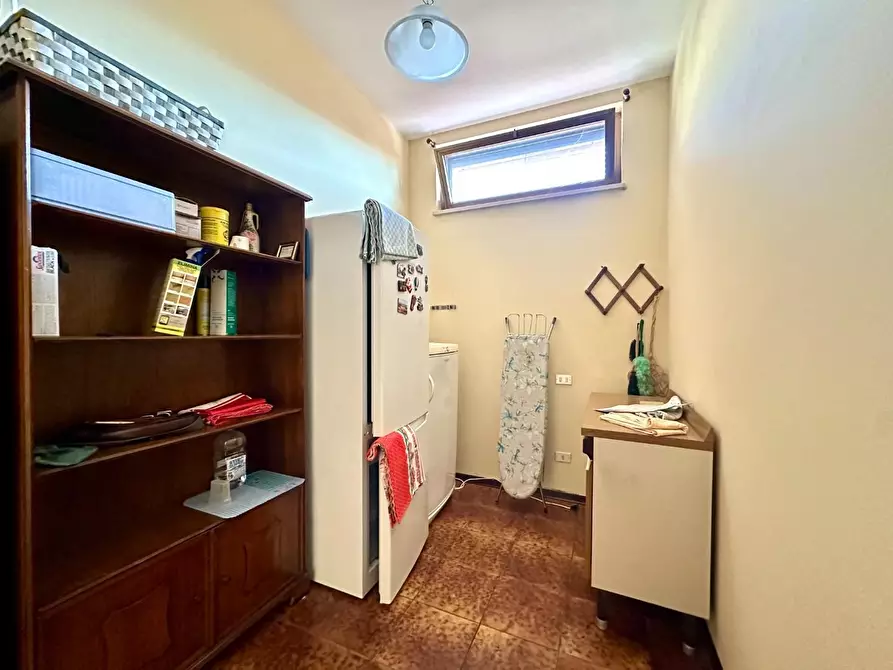 Immagine 25 di Villa in vendita  a Capannori