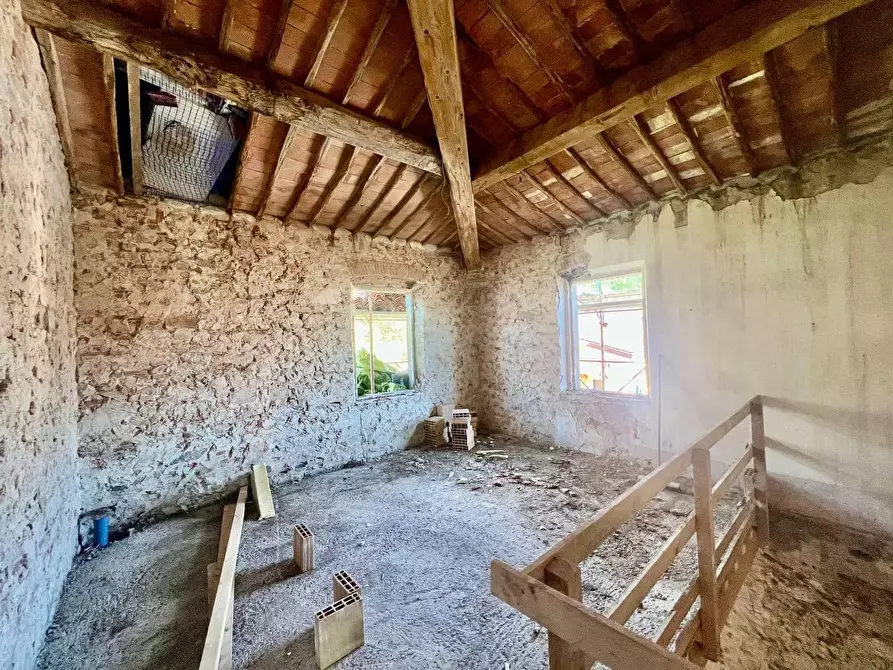 Immagine 9 di Terratetto in vendita  a Calci