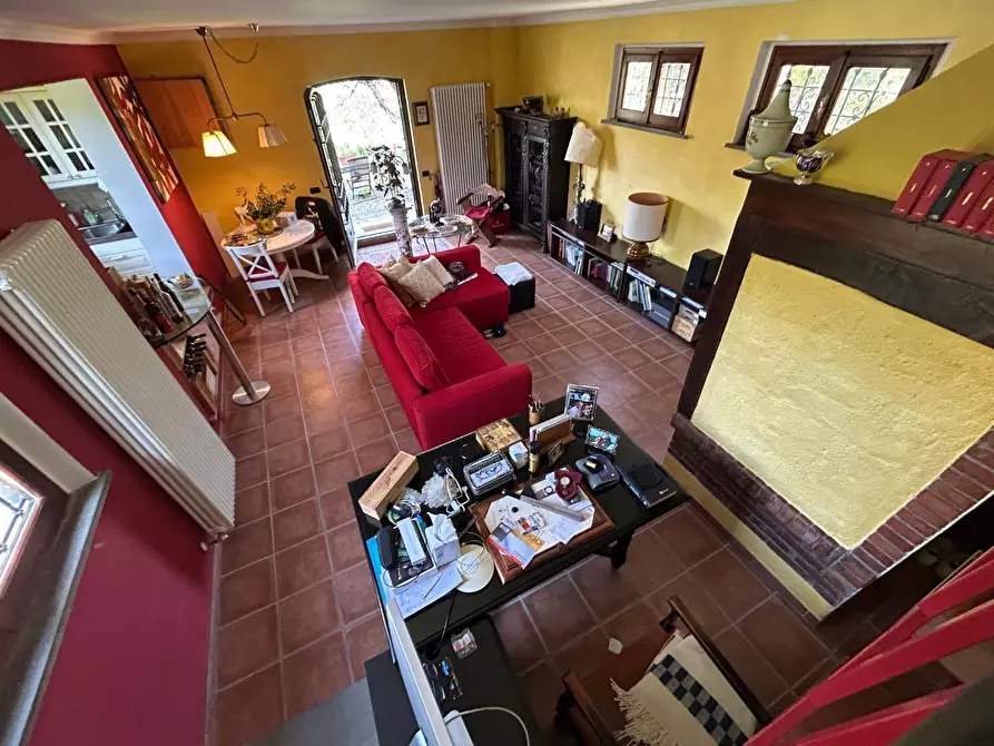 Immagine 52 di Casa colonica in vendita  a Carmignano