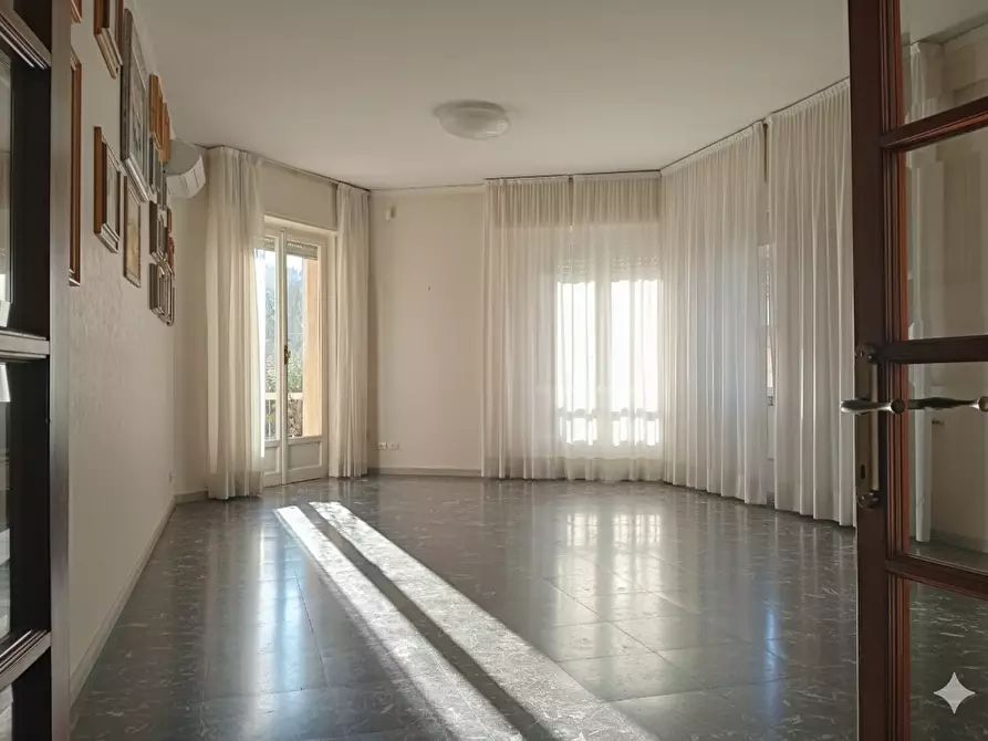 Immagine 13 di Appartamento in vendita  a Lerici