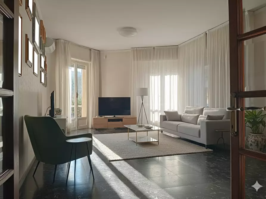 Immagine 11 di Appartamento in vendita  a Lerici