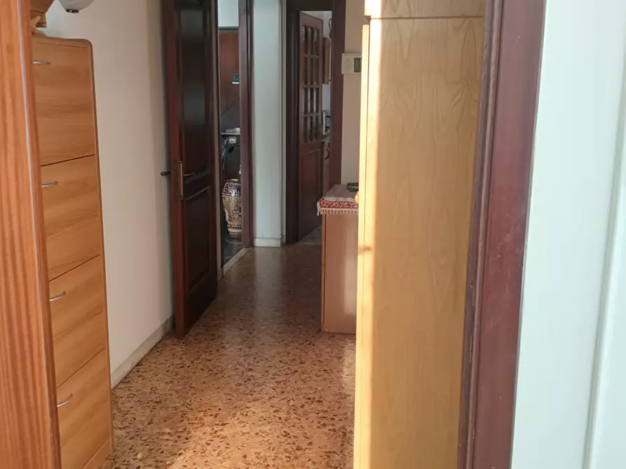 Immagine 18 di Appartamento in vendita  a Lerici