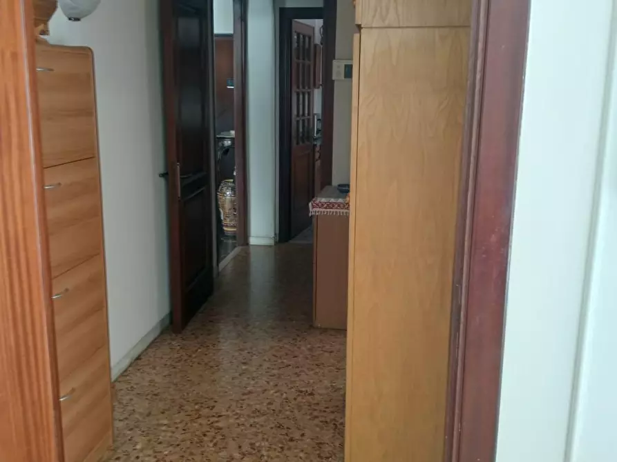 Immagine 11 di Appartamento in vendita  a Lerici