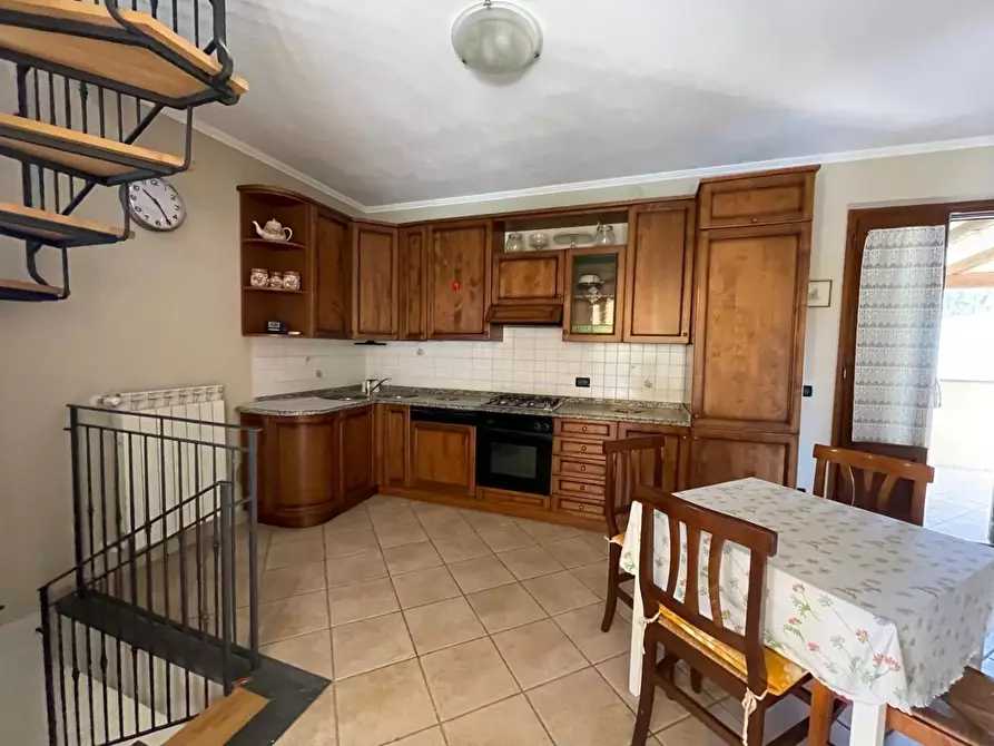 Immagine 30 di Casa indipendente in vendita  a Lucca