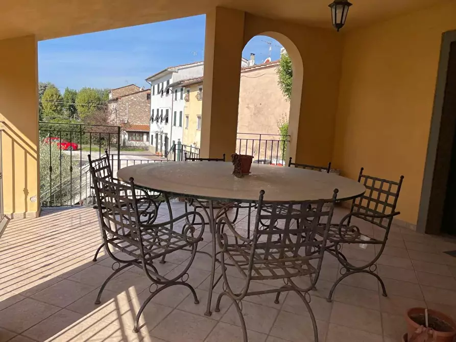 Immagine 33 di Casa indipendente in vendita  a Lucca