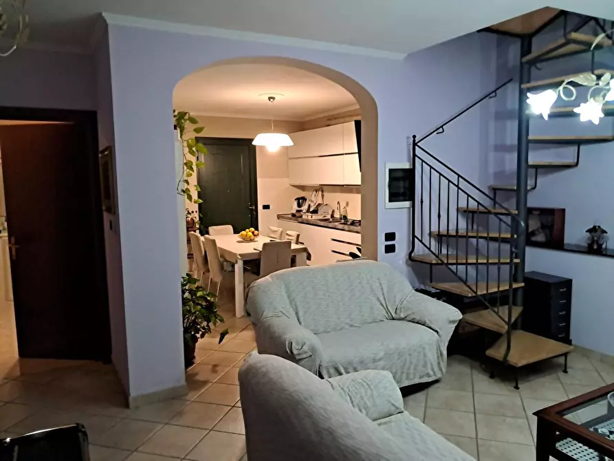 Immagine 40 di Casa indipendente in vendita  a Lucca