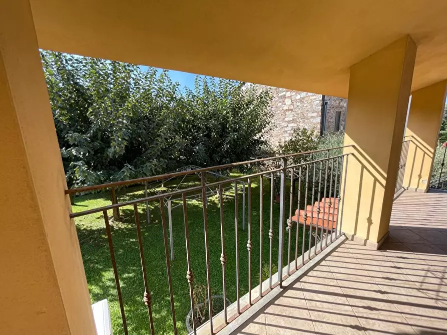 Immagine 14 di Casa indipendente in vendita  a Lucca