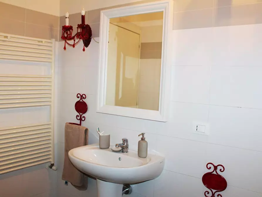 Immagine 20 di Appartamento in vendita  a Buti