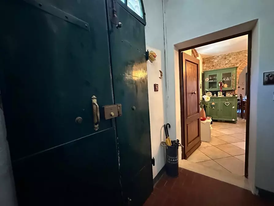 Immagine 24 di Appartamento in vendita  a Suvereto