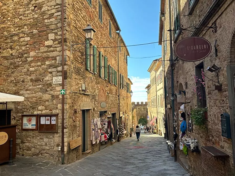 Immagine 39 di Appartamento in vendita  a Suvereto