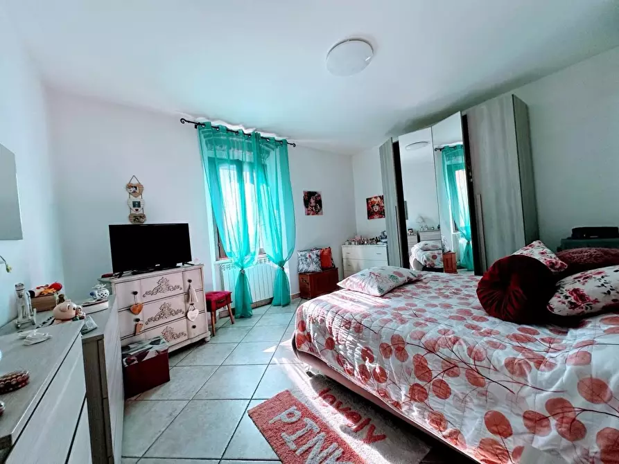 Immagine 26 di Appartamento in vendita  a Suvereto