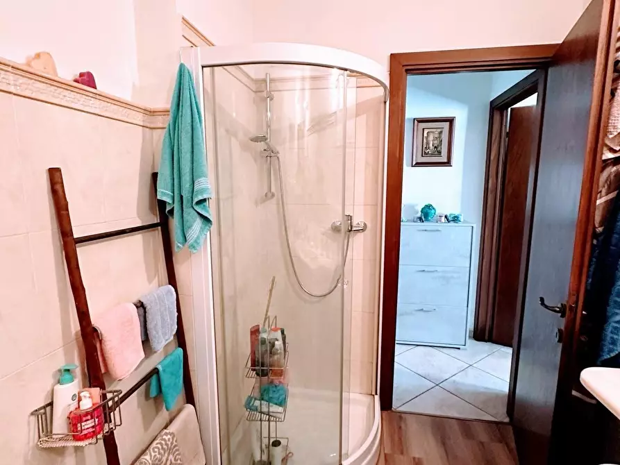 Immagine 16 di Appartamento in vendita  a Suvereto