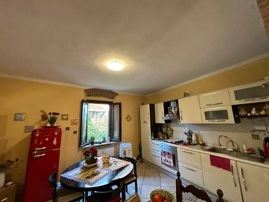 Immagine 6 di Appartamento in vendita  a Suvereto