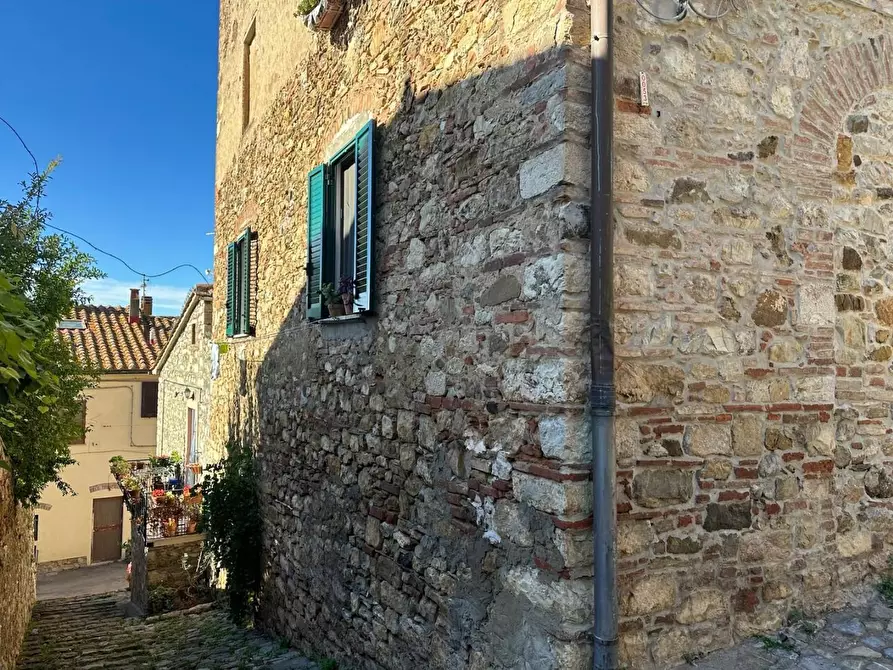 Immagine 28 di Appartamento in vendita  a Suvereto