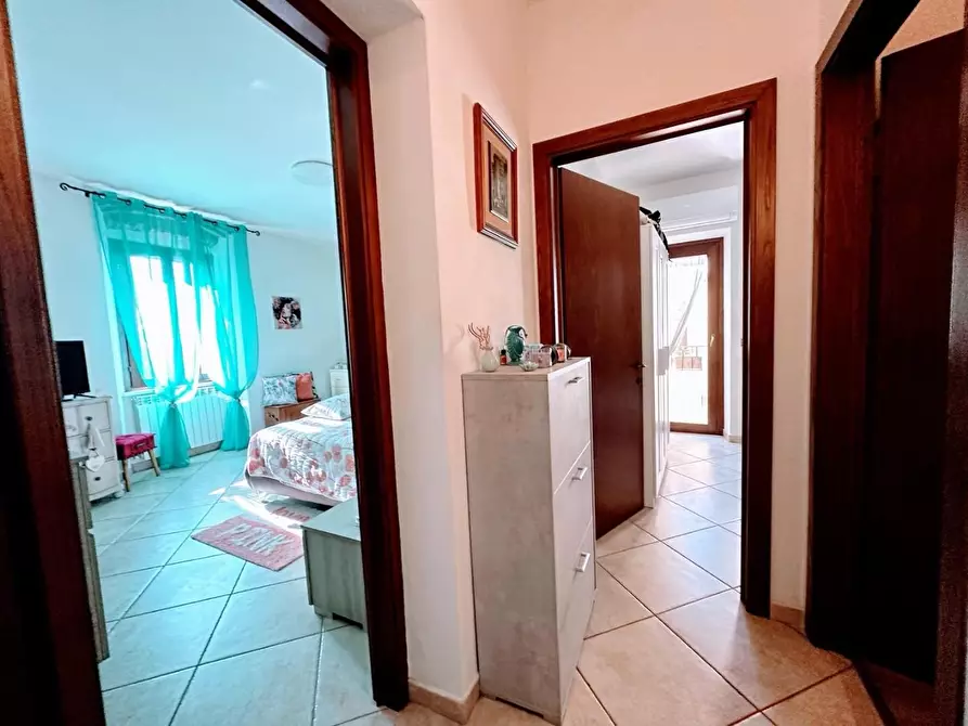 Immagine 18 di Appartamento in vendita  a Suvereto