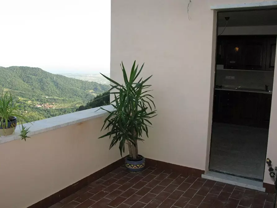 Immagine 7 di Appartamento in affitto  a Fosdinovo