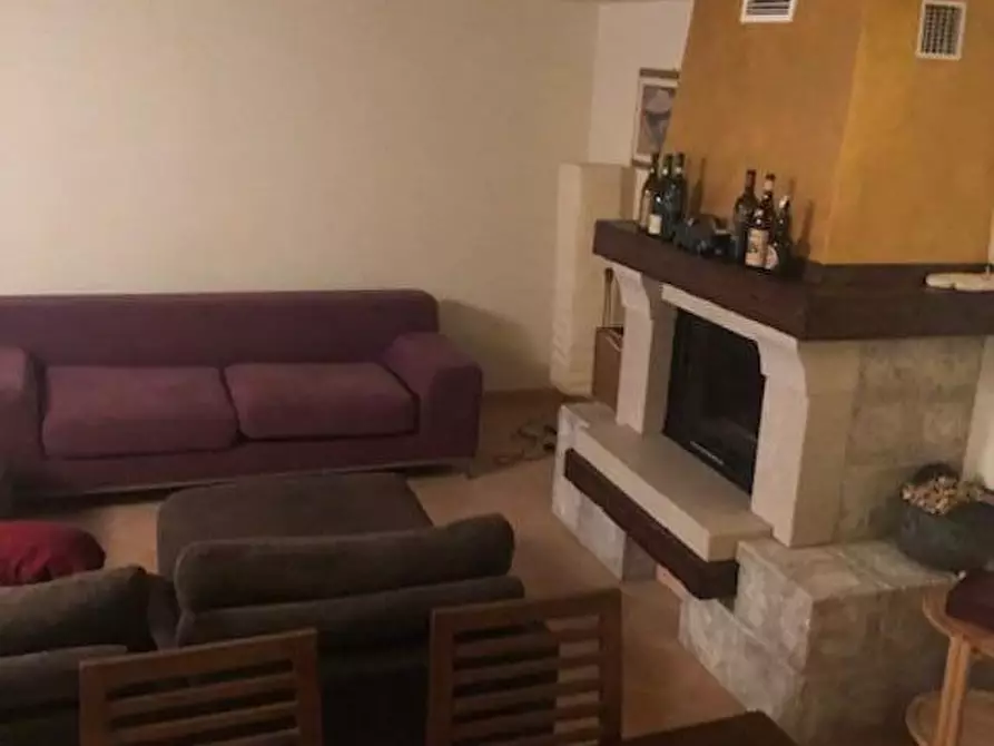 Immagine 8 di Casa quadrifamiliare in vendita  a Castelnuovo Magra
