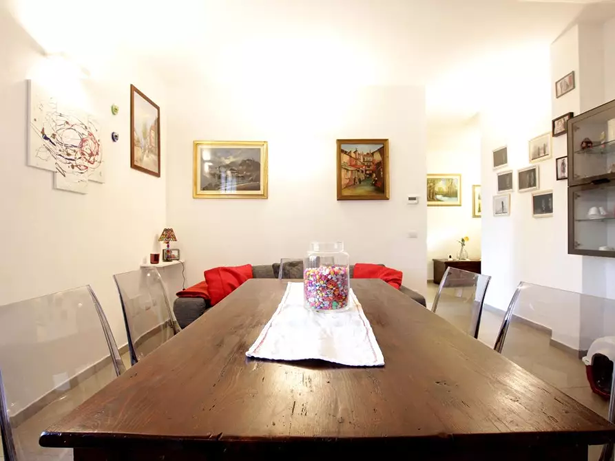 Immagine 4 di Appartamento in vendita  a Siena