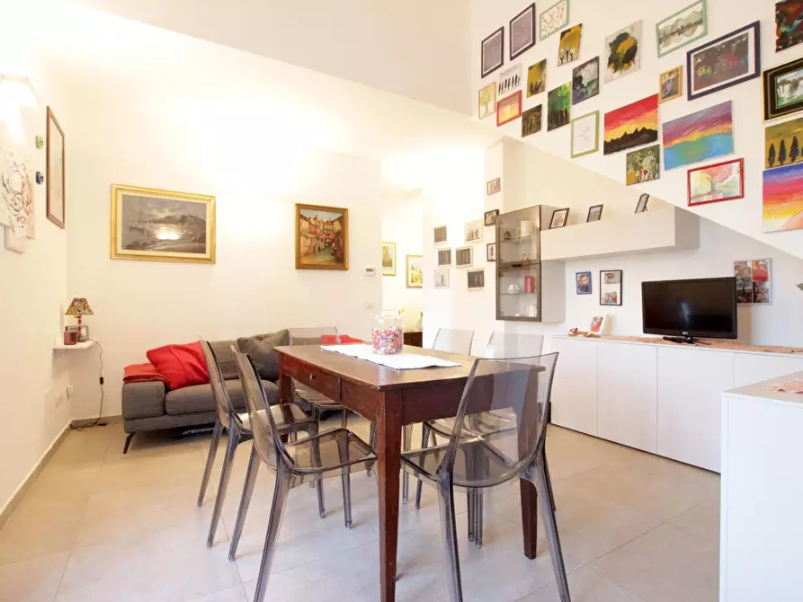 Immagine 1 di Appartamento in vendita  a Siena
