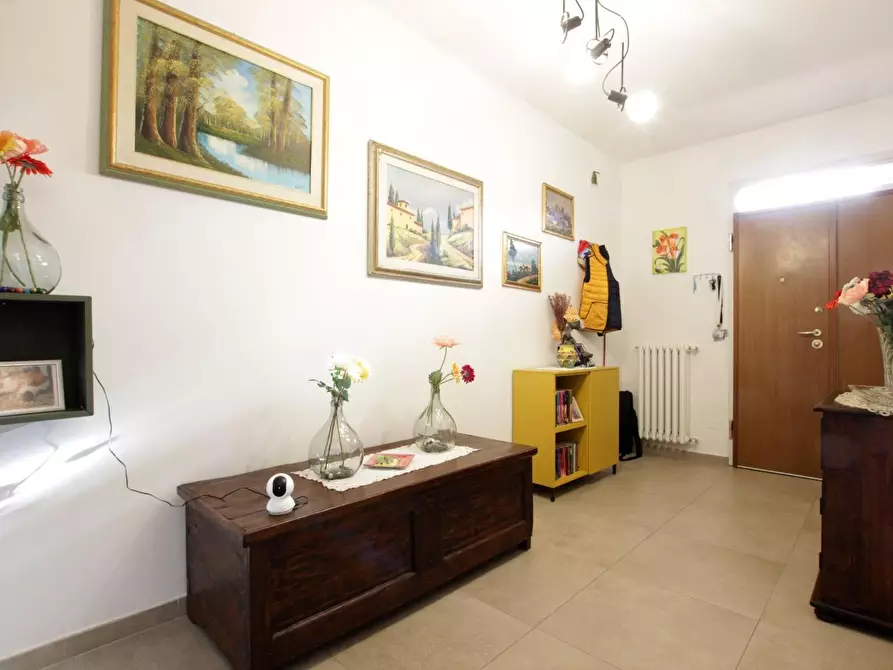Immagine 14 di Appartamento in vendita  a Siena