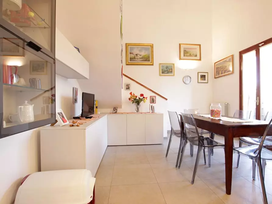 Immagine 7 di Appartamento in vendita  a Siena