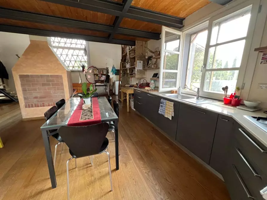 Immagine 12 di Loft/Open space in vendita  a Crespina Lorenzana